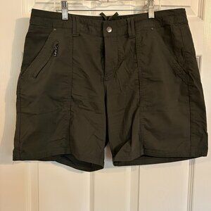 Title Nine Big B Shorts - 7" inseam